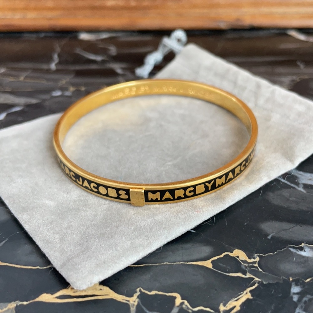 Marc Jacobs Black & Gold Bangle Bracelet.